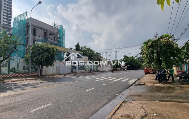 Nhu cầu chuyển công tác cần bán gấp căn hộ Studio nay Vincom Dĩ An